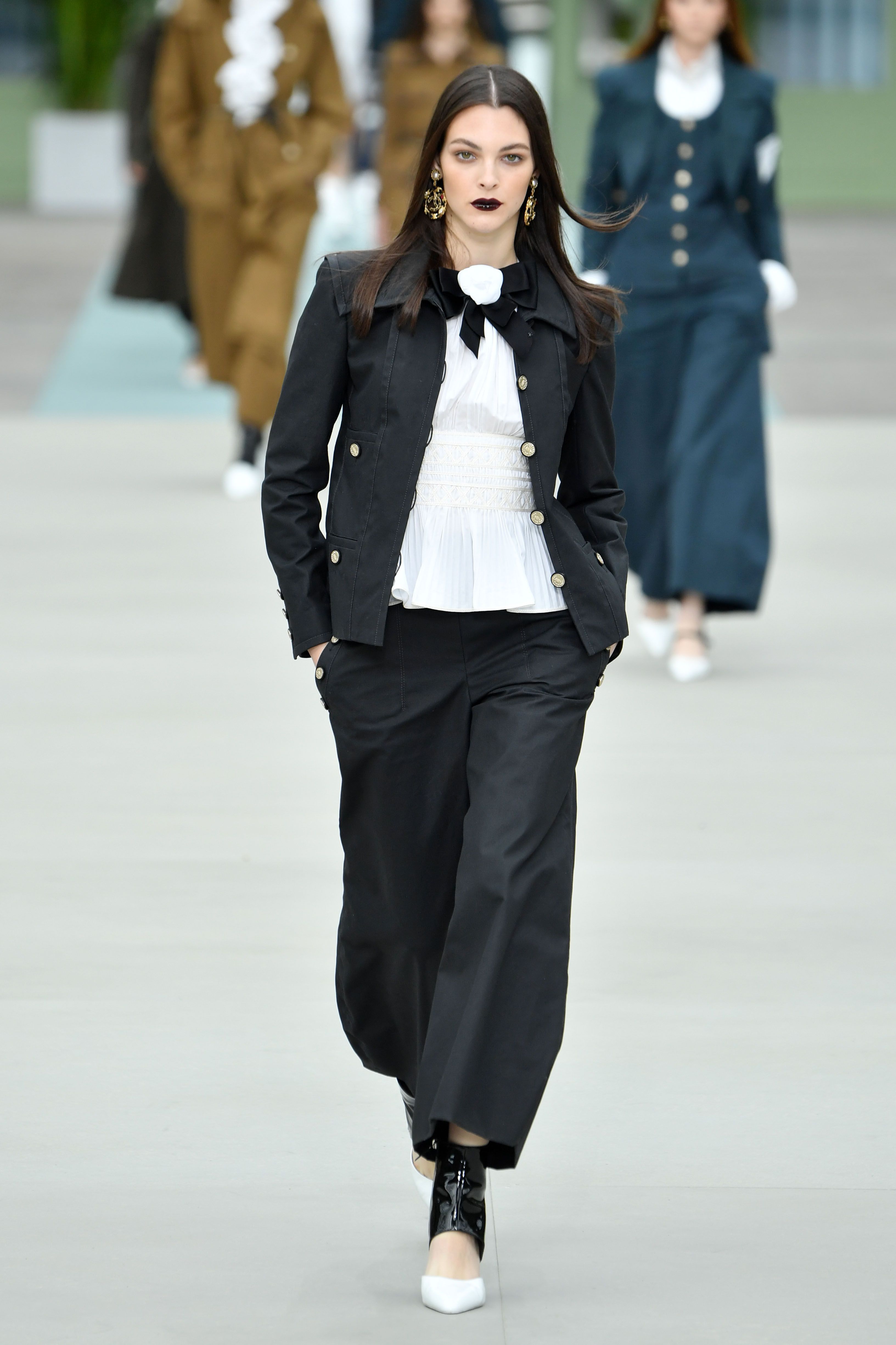 Virginie Viard Debuts First Solo Chanel Cruise Collection After Karl  Lagerfeld's Passing