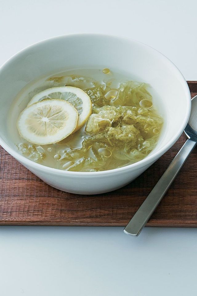 おぼろ昆布のレモンスープ のレシピ・作り方｜ELLE gourmet [エル・グルメ]
