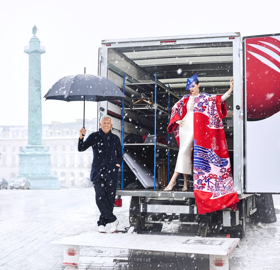 Red, Umbrella, Snow, Winter, Temple, Flag, Uniform, 