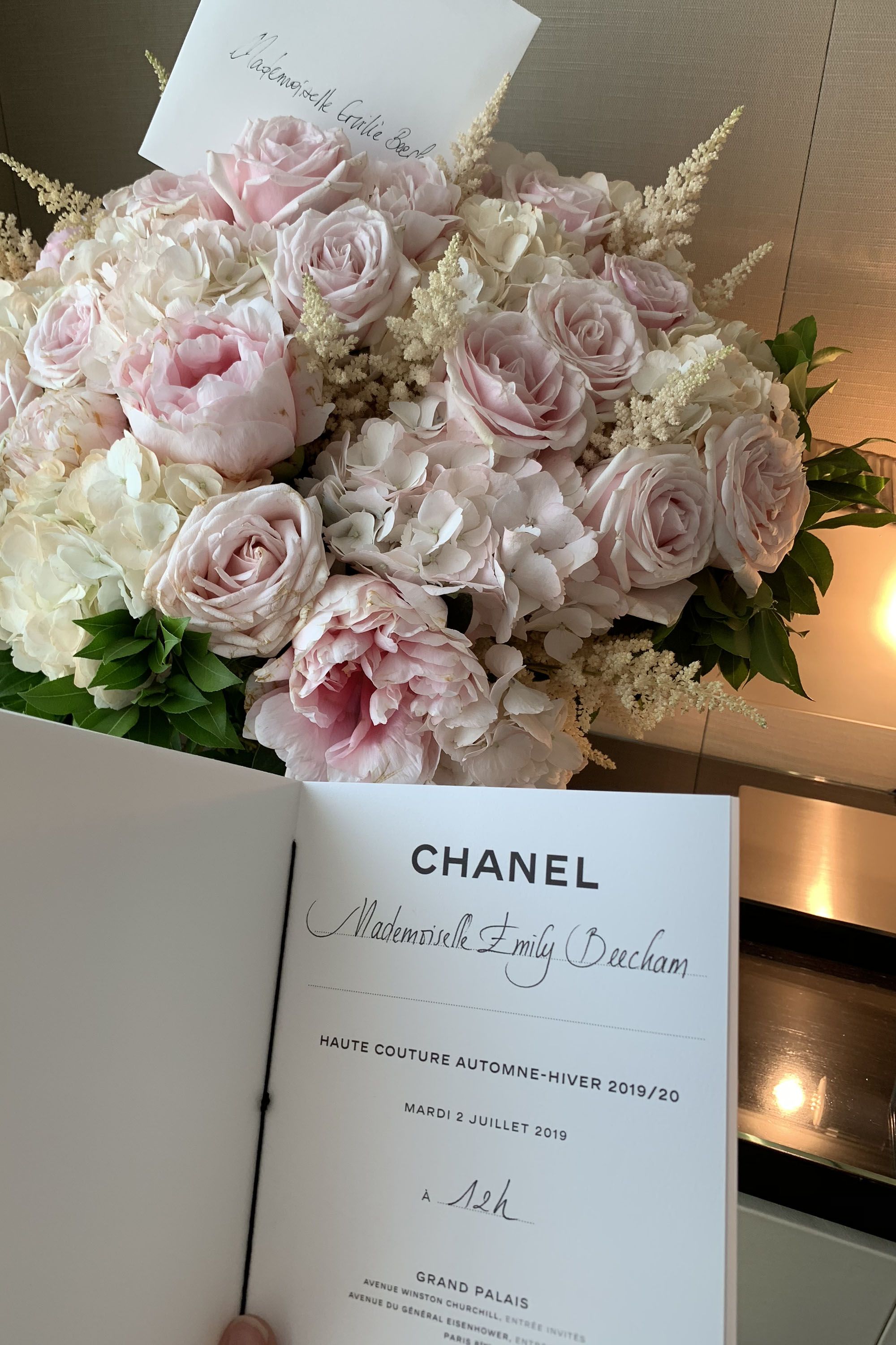 chanel with flowers picture