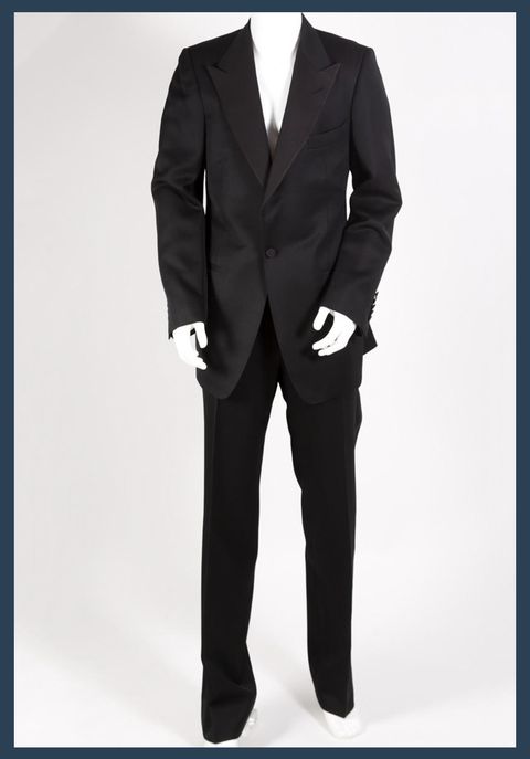 Suit, Clothing, Formal wear, Tuxedo, Standing, Outerwear, Blazer, Tie, Pantsuit, Sleeve, 