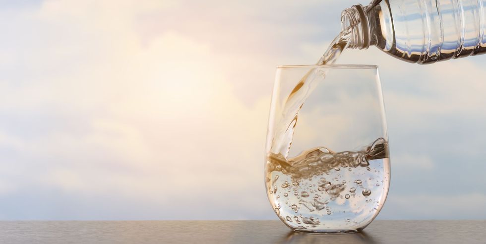 脱水症状になると、どんな状態になるの？｜水をたくさん飲むべき7つの理由