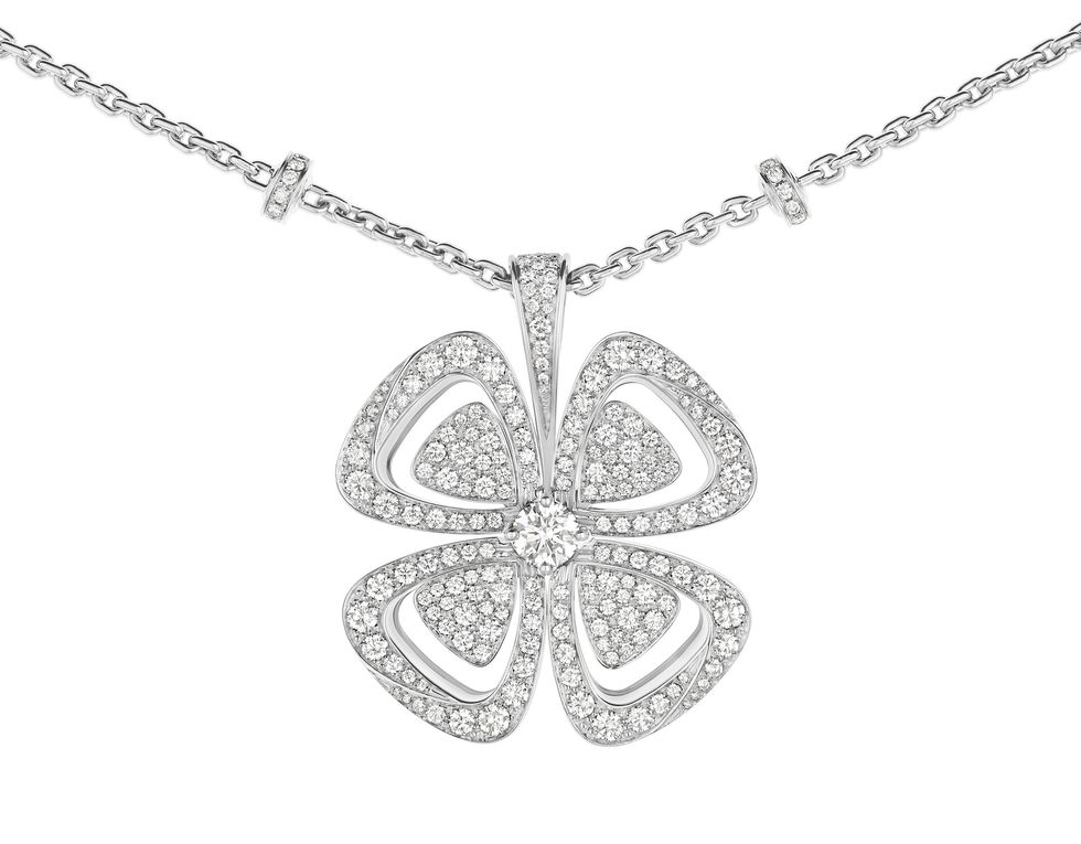 Jewellery, Pendant, Fashion accessory, Locket, Necklace, Chain, Silver, Body jewelry, Platinum, Diamond, 