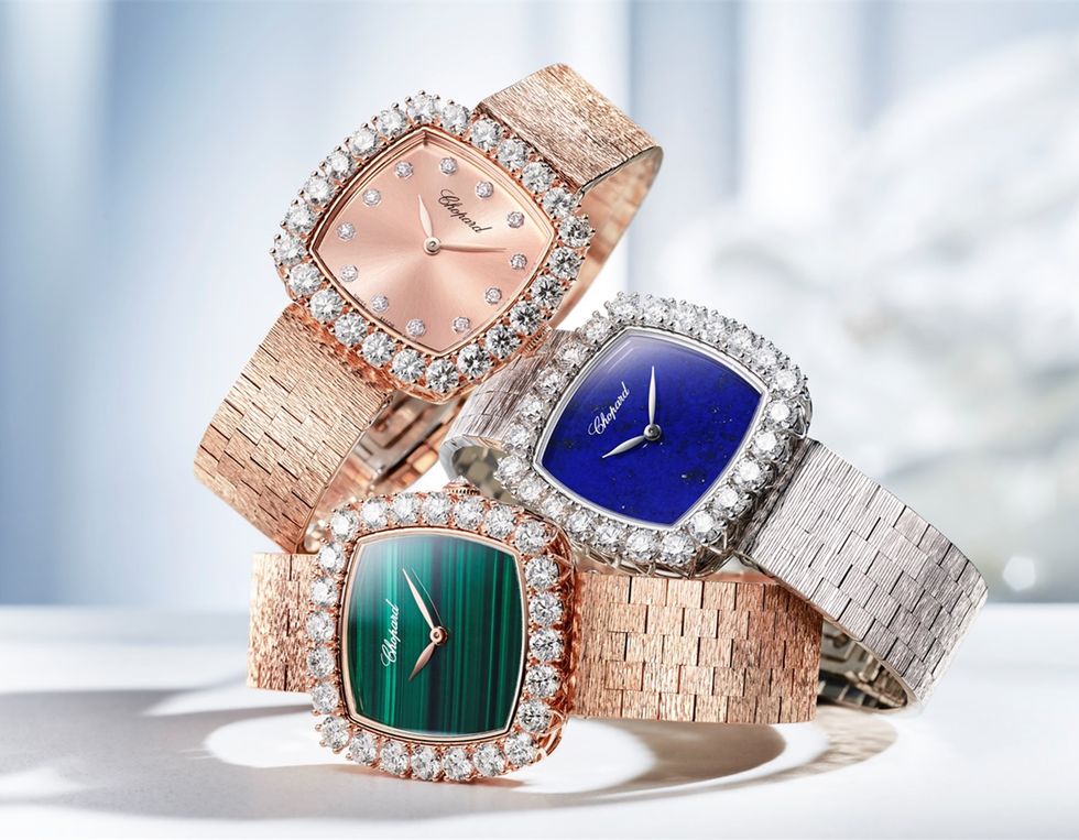 l‘heure du diamant 玫瑰金鑽石枕形腕錶，錶圈鑲嵌 24 顆圓形明亮式切割鑽石。