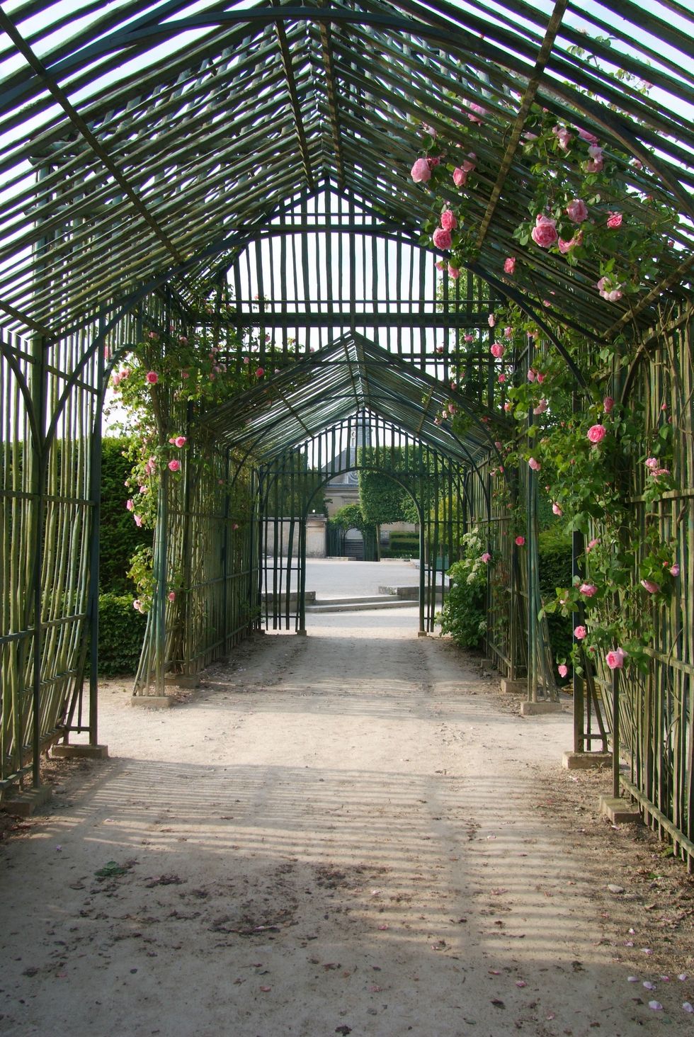 le-petit-trianon-breguet-restoration-garden