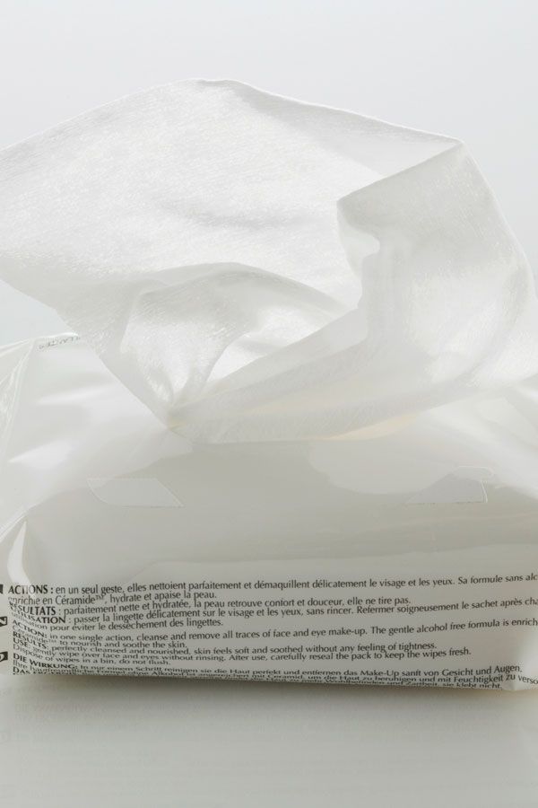 White, Paper, Paper product, Facial tissue, Textile, Linens, 