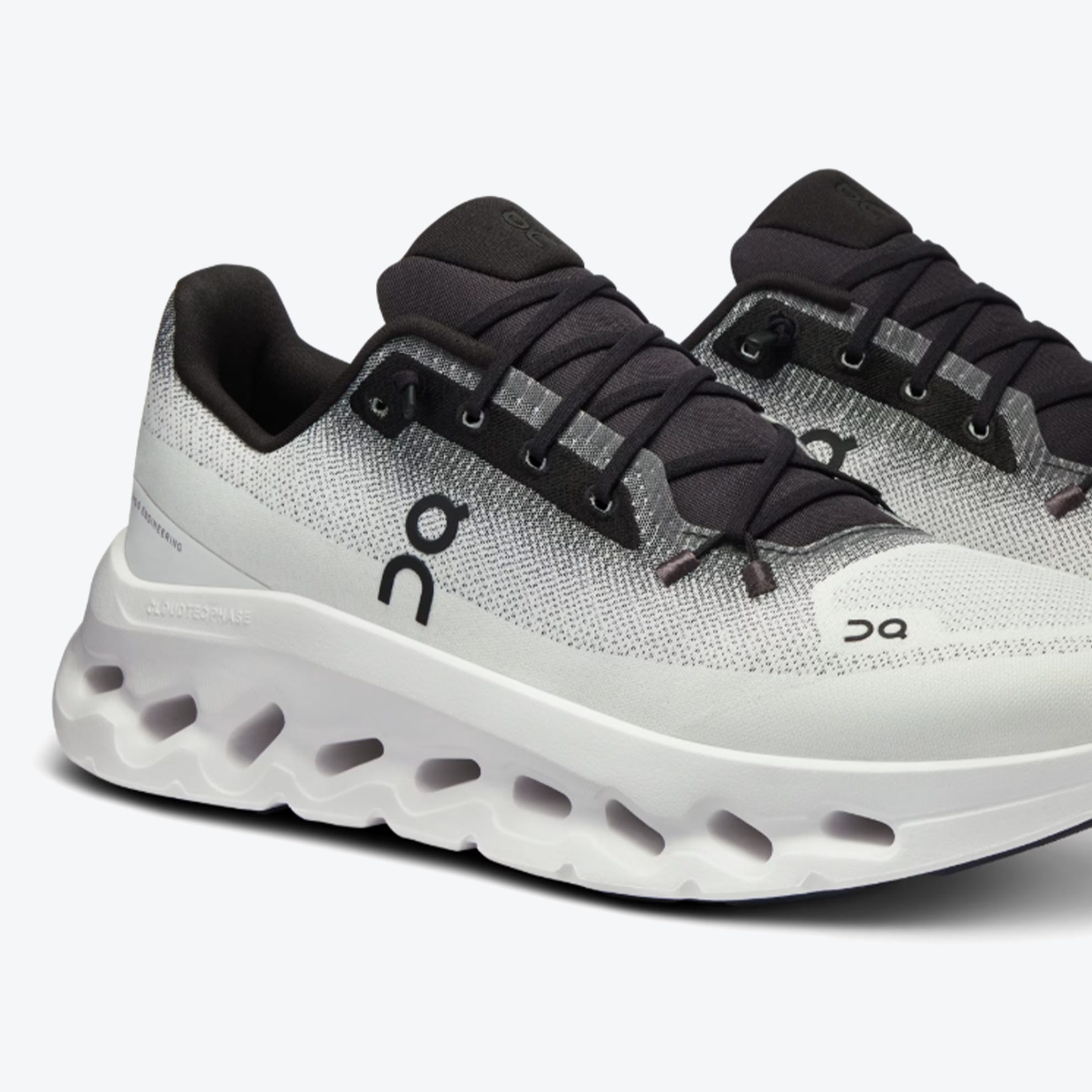 The 7 Best On Cloud Shoes for Walking All Day Long