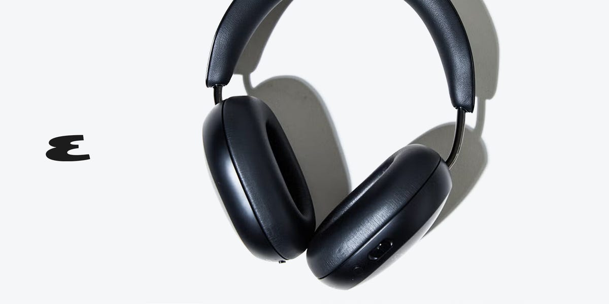 6 Pairs of Headphones We Recommend for Long-Haul Travel