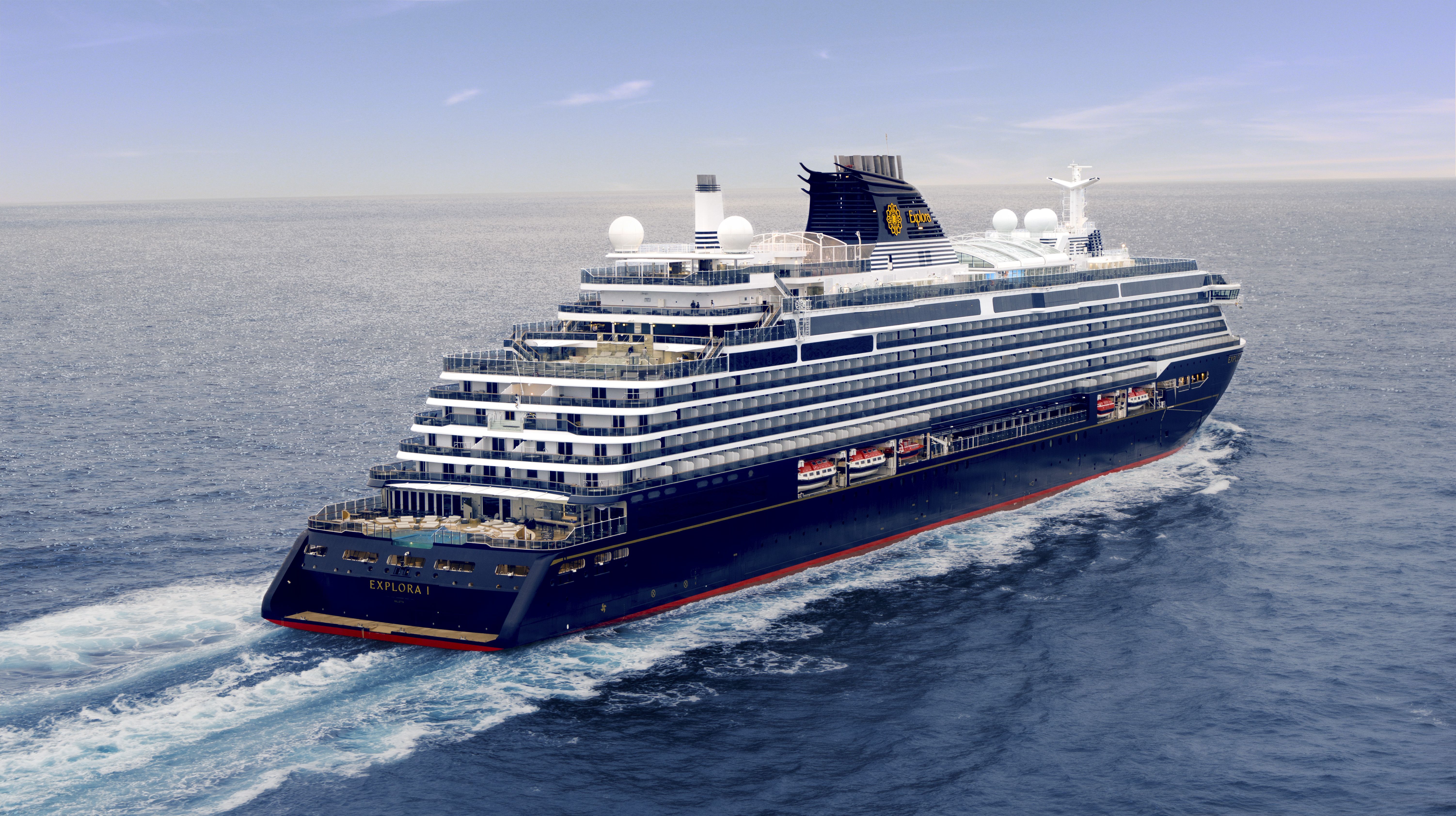 The most luxurious cruise ship around Japan!! SILVER MOON