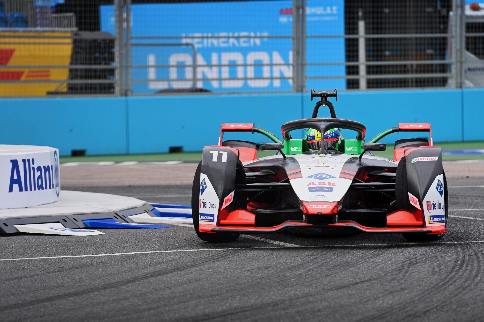 Pit Fake Out Fails To Fool Stewards Earns di Grassi DQ in London