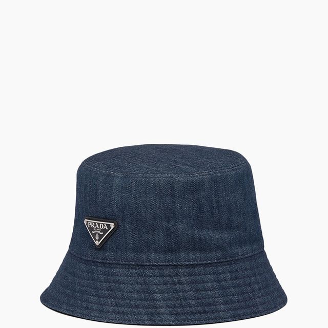 Yes, You Can Wear a Bucket Hat with Your Fall Outfits. Here's How