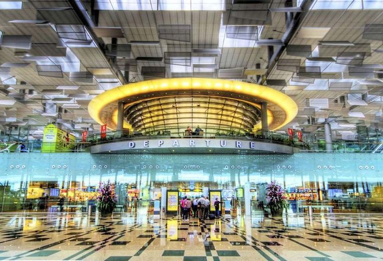 Building, Airport terminal, Architecture, Airport, Metropolitan area, Infrastructure, Shopping mall, Lobby, Train station, Commercial building, 