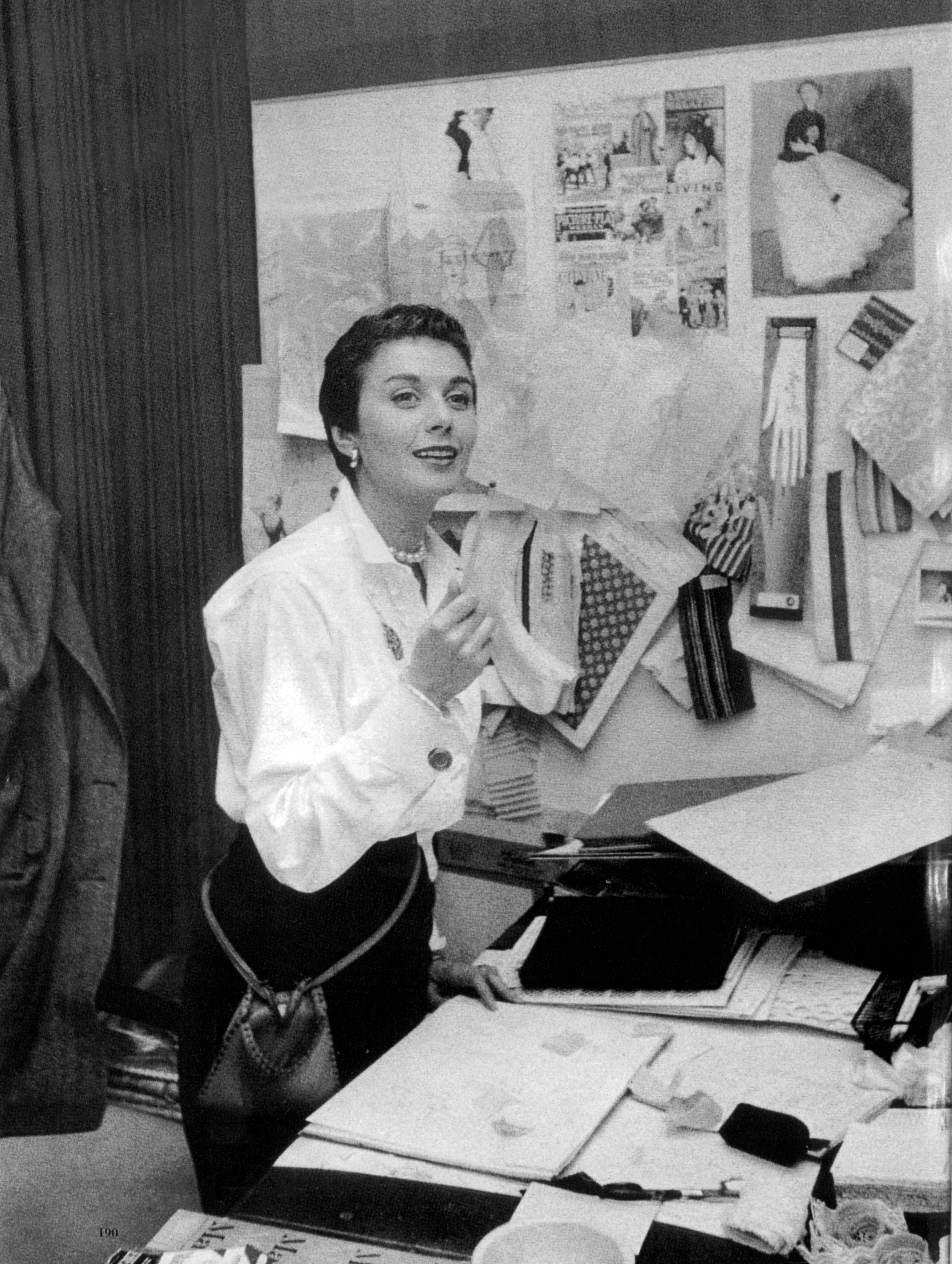 Storen Honger Literatuur Anne Klein: The Legendary Designer Who Changed The Way American Women  Dressed