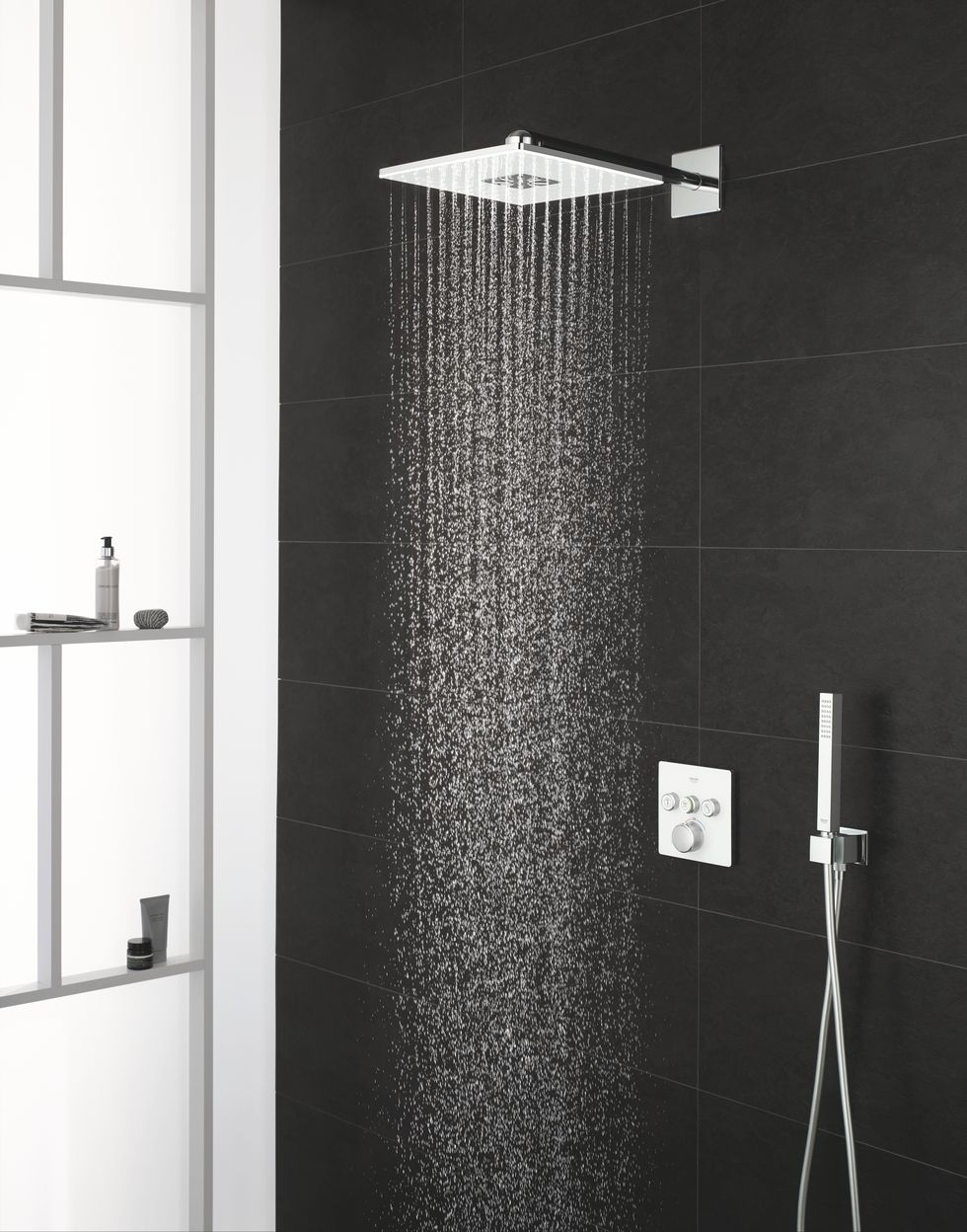 Shower, Shower panel, Plumbing fixture, Shower curtain, Shower head, Plumbing, Room, Bathroom, Tap, Interior design, 