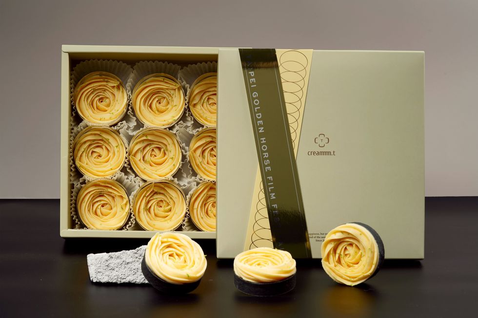 金馬60 x creammmt推出限量聯名禮盒！「黑金檸檬塔」打造電影與甜點的美味巔峰