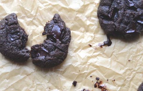 double_chocolate_chunk_almond_butter_cookies_1000.jpg