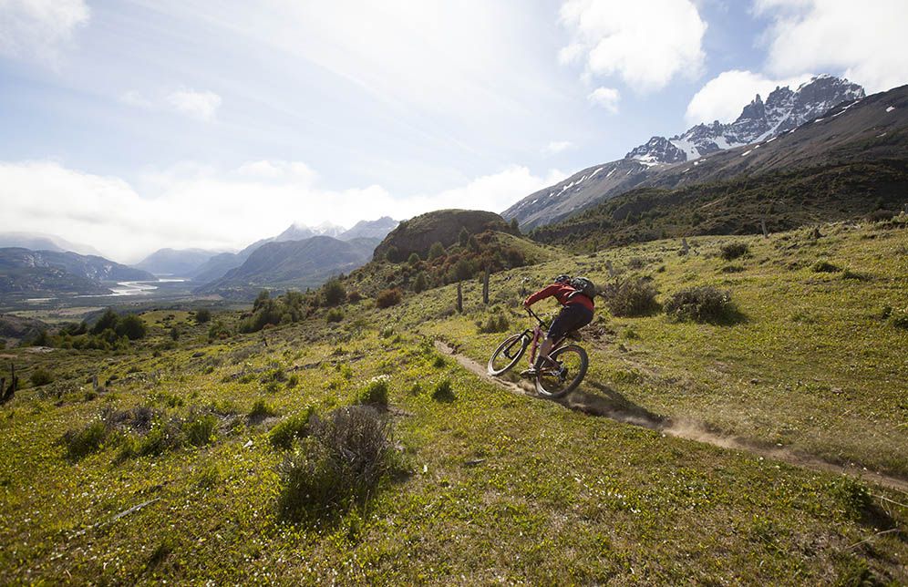 Tested Santa Cruz Hightower Mountain Bike Bicycling