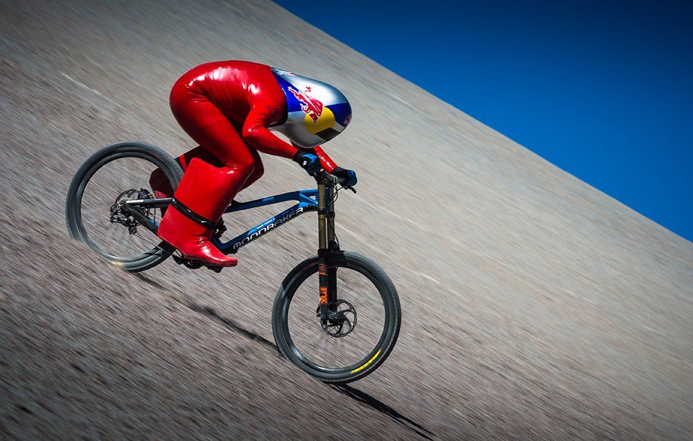 Watch This Rider Set the MTB Speed Record on a Stock Bike Bicycling