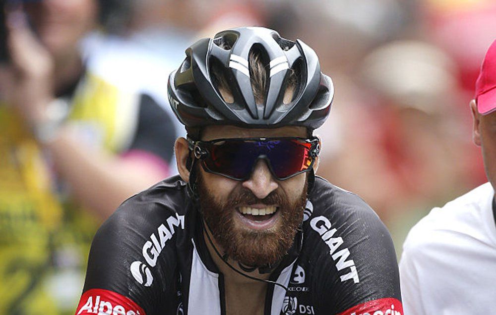 Simon Geschke Nearly Misses Giro d'Italia