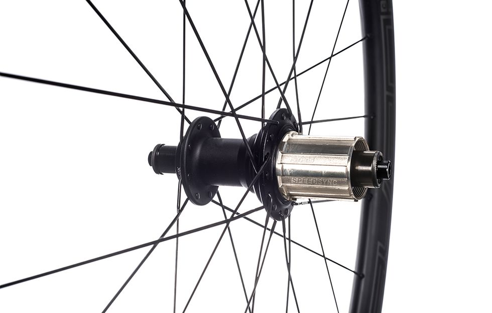 Bicycle wheel, Bicycle part, Spoke, Rim, Bicycle tire, Wheel, Bicycle, Vehicle, Hub gear, Bicycle drivetrain part, 