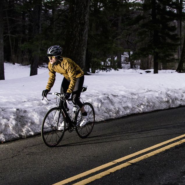 With the Right Cycling Gear, Cold Winter Weather Is Nothing to Fear