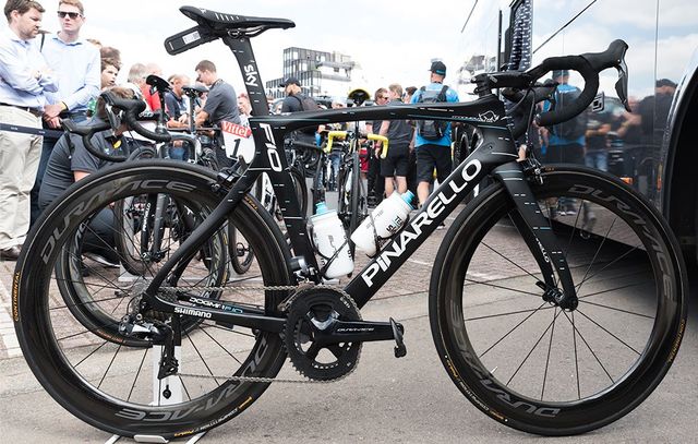 Check Out Chris Froome's Pinarello Dogma F10 | Bicycling