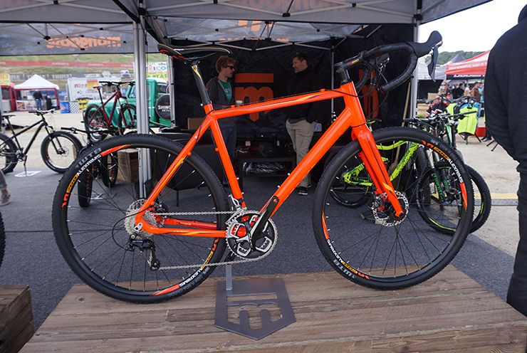 mongoose cyclocross bike