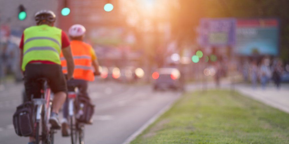 Your Definitive Guide to Riding Your Bike in Traffic