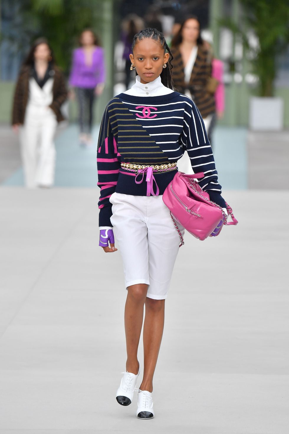 Shopping made easy and fun Chanel Cruise 2020 - New Chanel