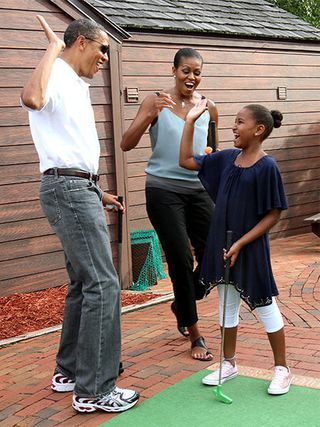 オバマ 大統領 スニーカー オファー