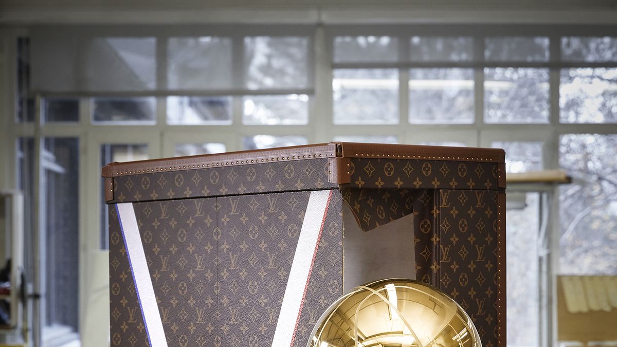 Louis Vuitton and NBA collaborate to announce global partnership and reveal  of exclusive travel trophy case - The Glass Magazine