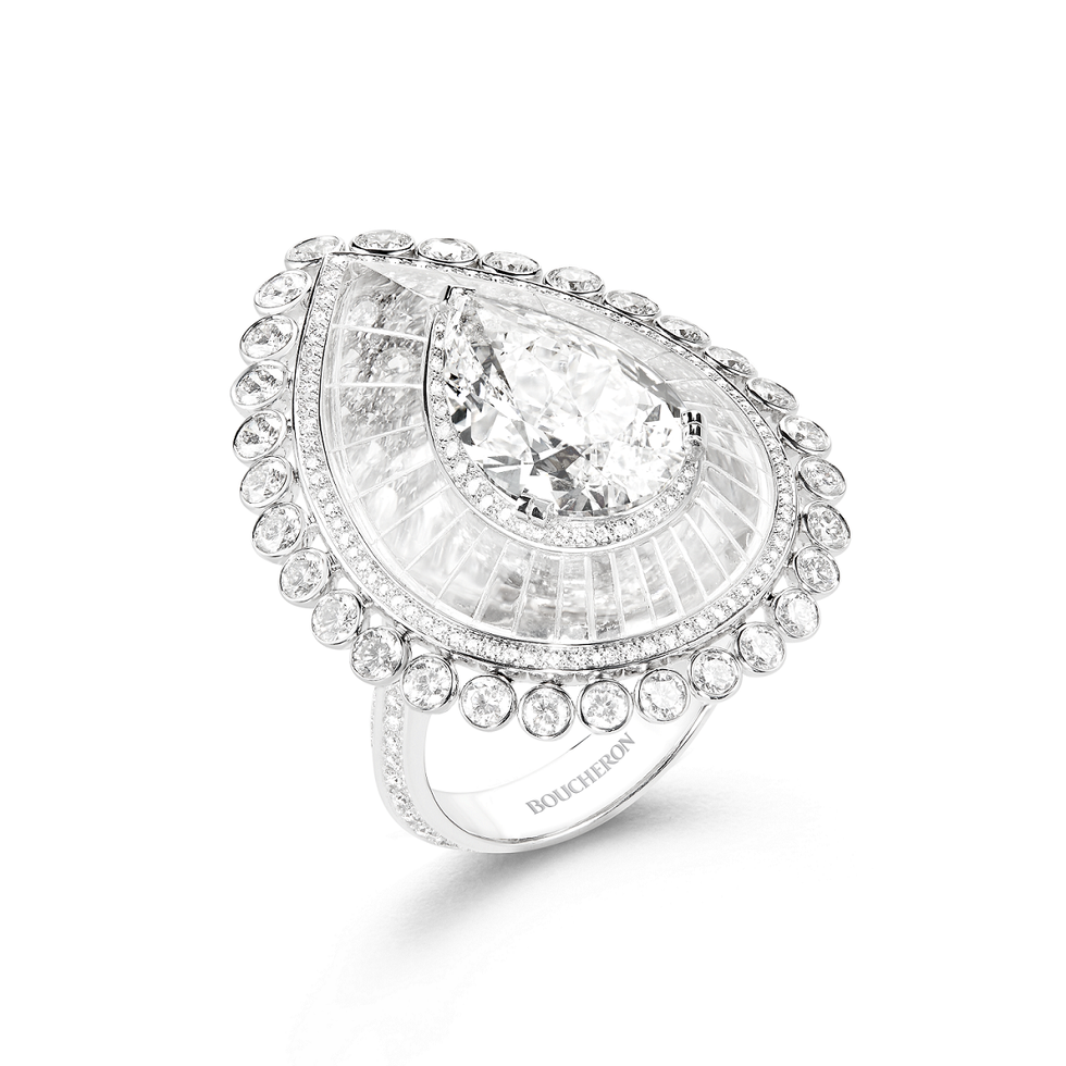 Ring, Fashion accessory, Jewellery, Diamond, Platinum, Engagement ring, Gemstone, Silver, Metal, Body jewelry, 