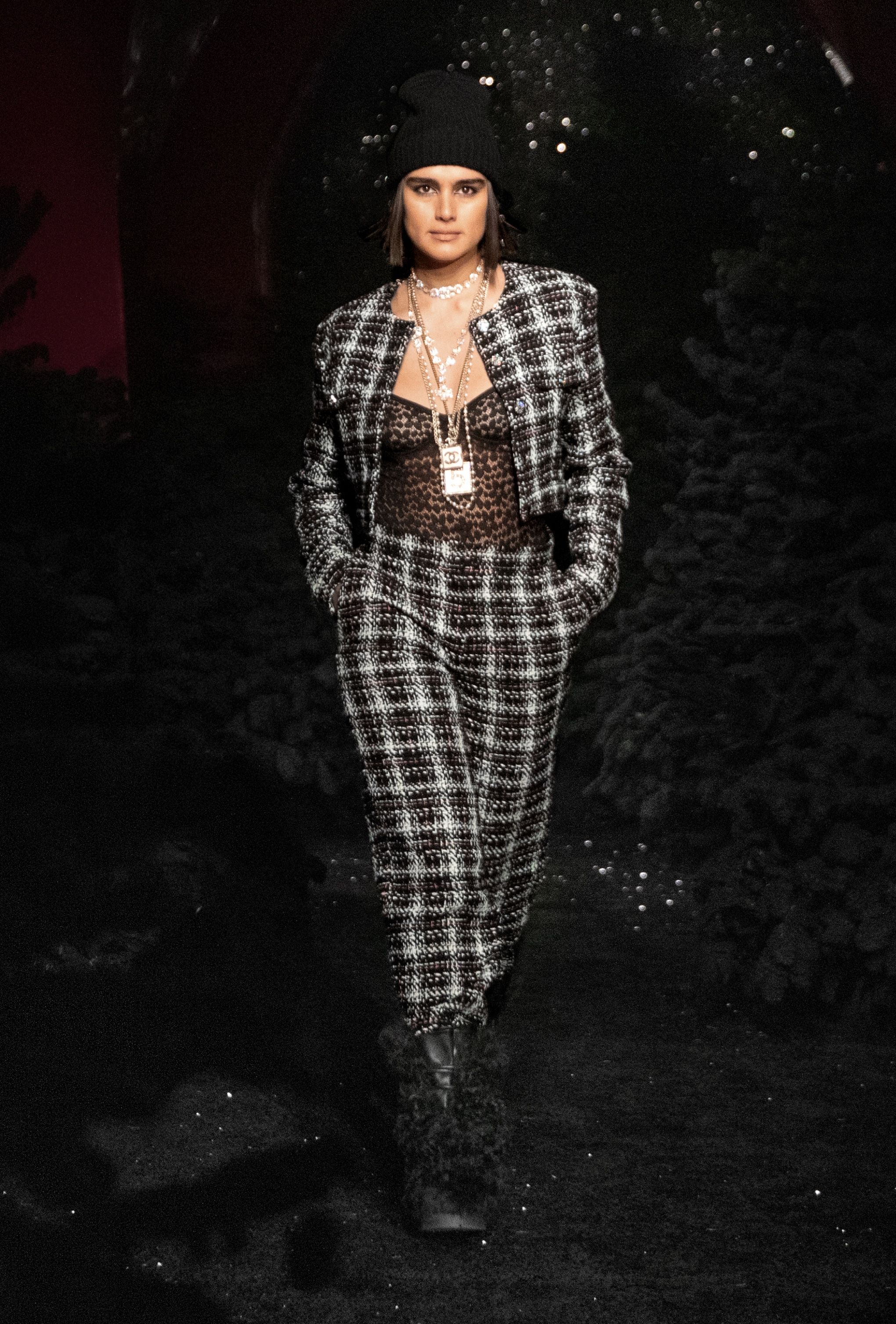 FASHION WEEK FAVES – PRE-FALL 2021 – CHANEL - brunettes have more fun