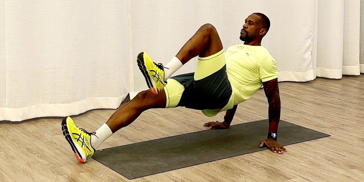 This 10-Minute Core Workout Challenges Your Stability in New Ways