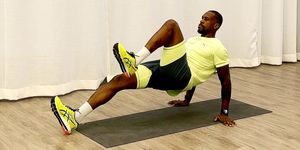10minute core workout, yusuf jeffers practicing revers mountain climber exercise