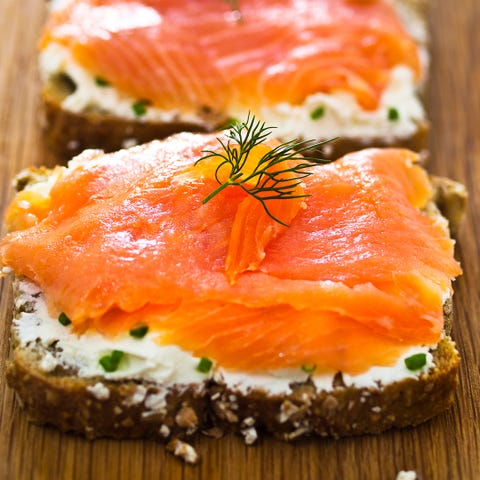 Dish, Cuisine, Smoked salmon, Lox, Food, Salmon, Salmon, Fish, Ingredient, Garnish, 