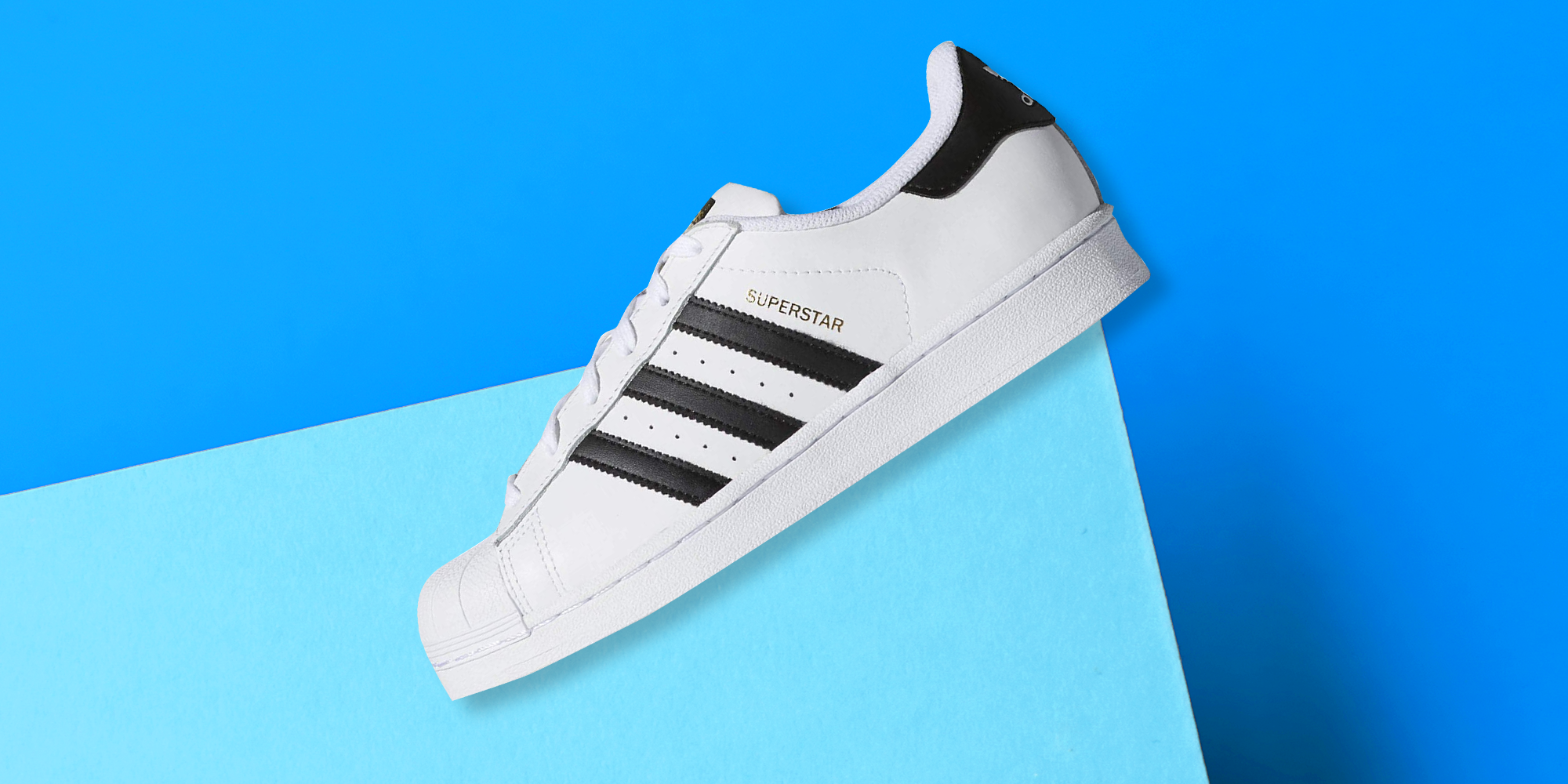 chef interpersonel fure Adidas Superstar Sneakers Are On Sale For 25% Off On Amazon