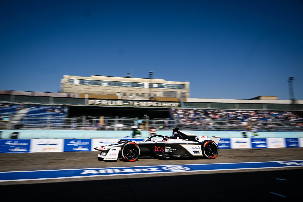 Evans leads all-Jaguar Formula E podium in Sao Paulo