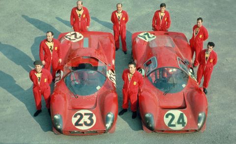 1967 squadra ferrari 330p4 cars at daytona