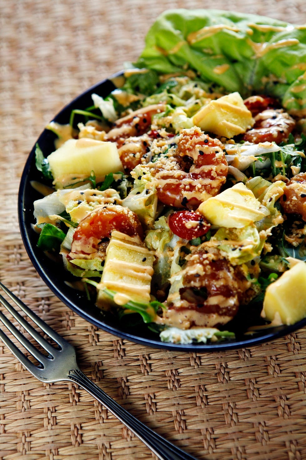 salad with shrimp pineapple and sesame dressing
