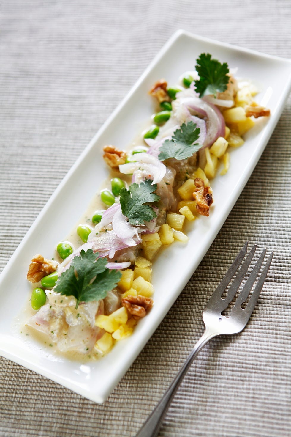 ceviche de rape con piña
