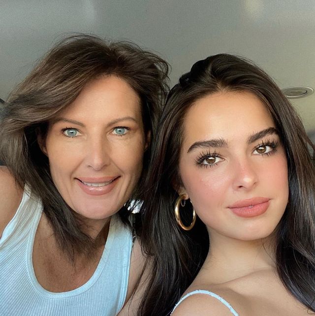 addison rae podcast with her mom