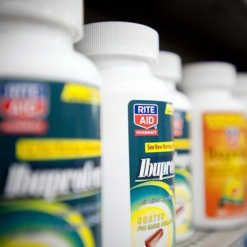 Ibuprofen during a workout can harm muscle growth Ibuprofen during a workout can harm muscle growth