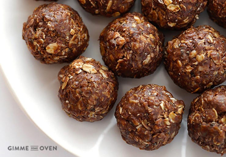 Chocolate Peanut Butter Energy Bites