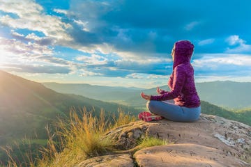 runner practicing meditation