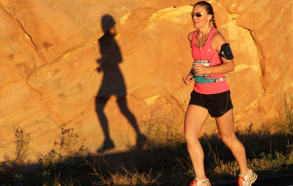Heather Parke running the 2015 Escalante Canyons Marathon, in Utah.