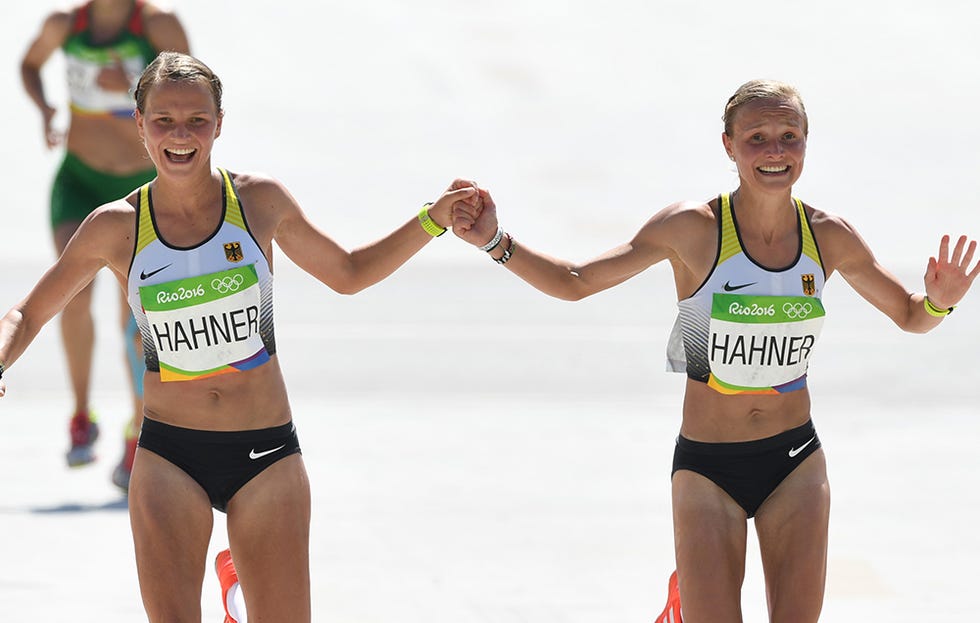 German twins Anna and Lisa Hahner at the Olympic marathon