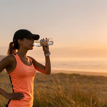 Human body, Sleeveless shirt, Cap, Elbow, People in nature, Summer, Vacation, Sunlight, Bottle, Active tank, 