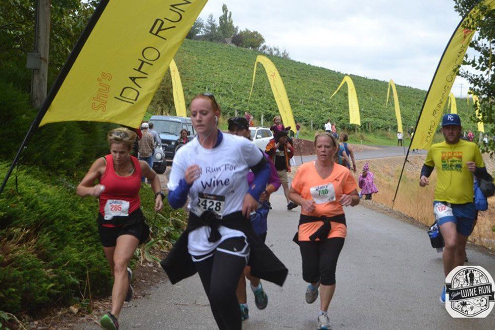 Recreation, Endurance sports, Running, Community, Outdoor recreation, Sportswear, Long-distance running, Athlete, Quadrathlon, Individual sports, Recreation, Endurance sports, Running, Community, Outdoor recreation, Sportswear, Long-distance running, Athlete, Quadrathlon, Individual sports,