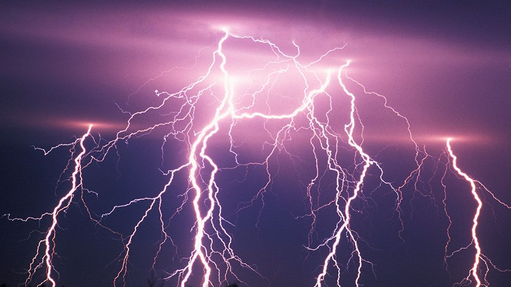 What Runners Should Know About Lightning | Runner's World